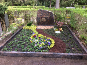 Grabgestaltung der Blumenhalle am Südfriedhof